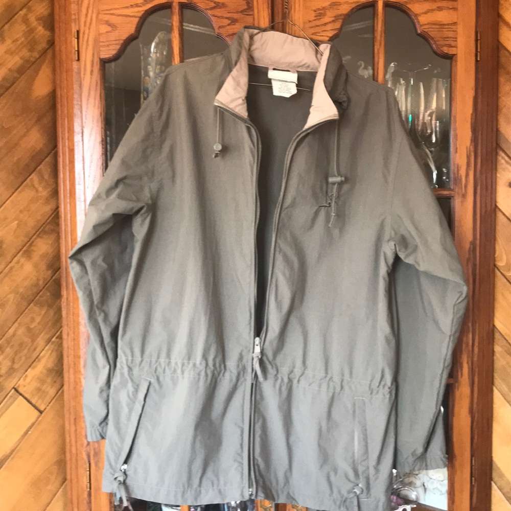Cottage essentials windbreaker jacket , size S/P